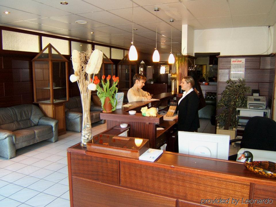 Hotel Rahlstedter Hof Amburgo Esterno foto
