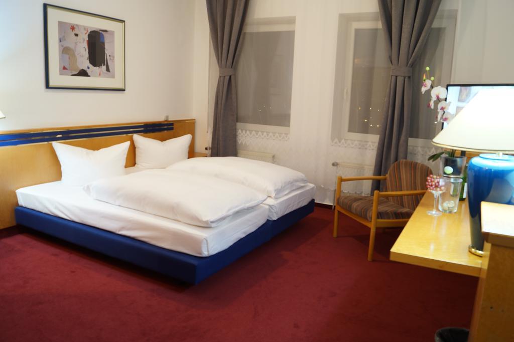 Hotel Rahlstedter Hof Amburgo Esterno foto